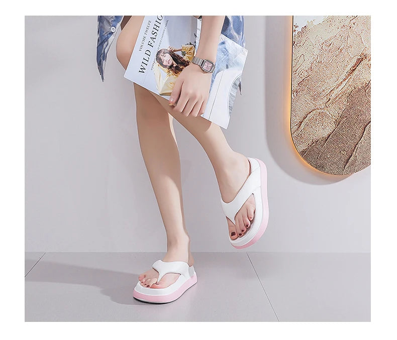 Woman flip flops Popular Design Shoes Casual Platform Sandals non-slip Outdoor slippers Unique features Flat sandals