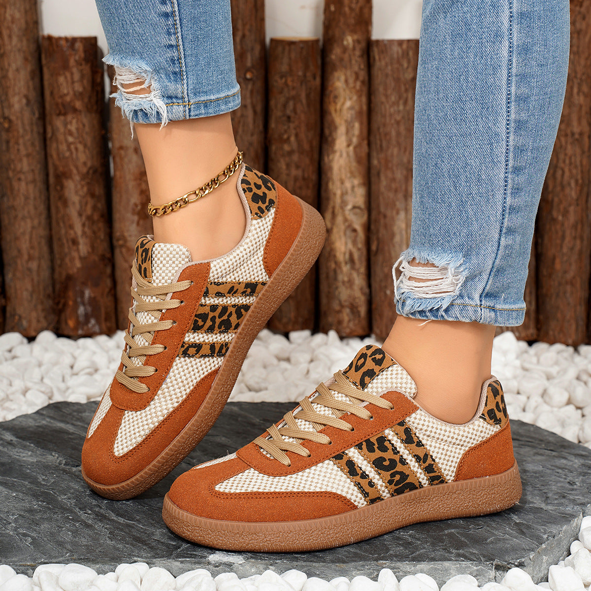 Retro Lace-up Color-block Round-toe Contrasting-color Flats